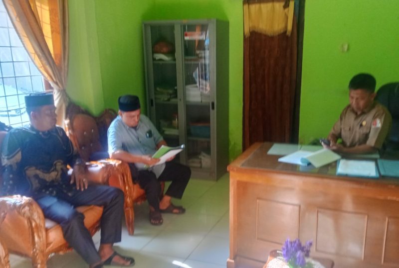Ketua ISMURA Mengadakan Sirahturahmi Dengan Camat Tripa Makmur