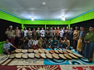 Wabup Raja Sayang Hadiri Pertunjukan Kesenian Tradisional Rapai Tuha