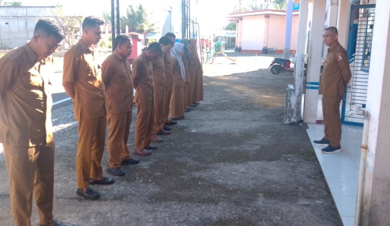 Pemerintah Gampong Ujong Krueng mengadakan Apel Rutin Setiap Hari Senin