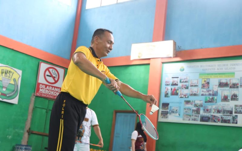 Semarak HUT Bhayangkara ke-79, Polres Aceh Selatan Gelar Kejuaraan Badminton “Kapolres Cup”