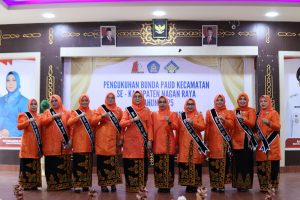 Bunda PAUD Kabupaten Nagan Raya Secara Resmi mengukuhkan Bunda PAUD Kecamatan se-Kabupaten Nagan Raya tahun 2025