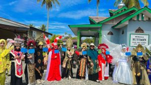 Meriahkan HUT RI K-80, SDN Bunga Bangsa  Ikuti Lomba Karnaval Tingkat Kecamatan Darul Makmur